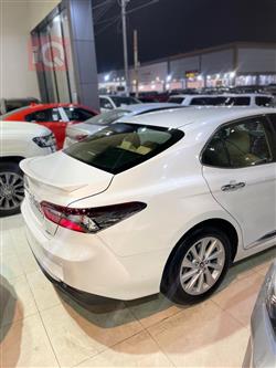 تۆیۆتا کامری